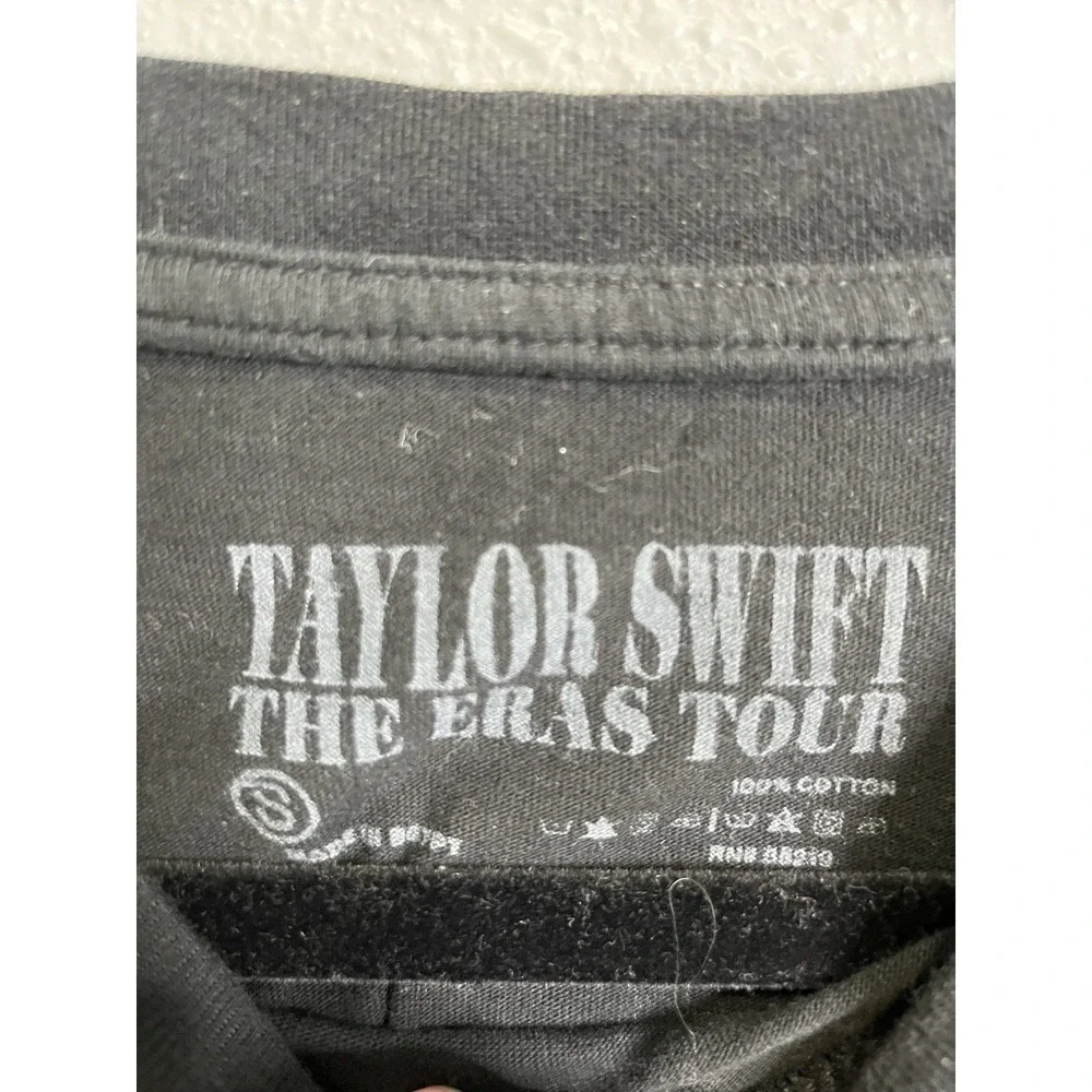 Taylor Swift no cracks